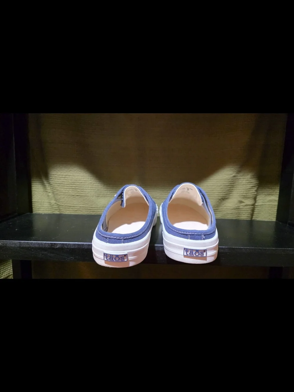 Taos Footwear Blue Slip-On Canvas Sneakers